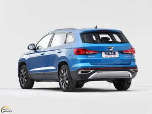 نمای عقب ماشین جتا Vs7